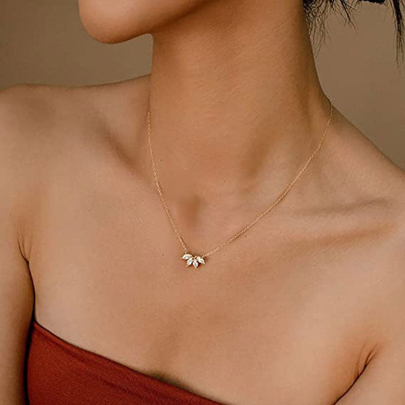 Trendy Leaf Clavicle Necklace