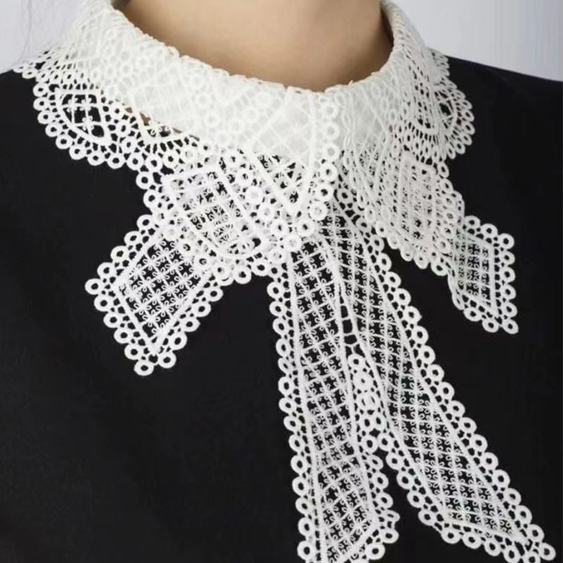 Fashion Embroidered Fake Collar