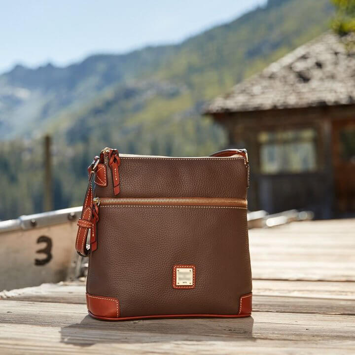 Cross Section Messenger Bag With Pebble Particles