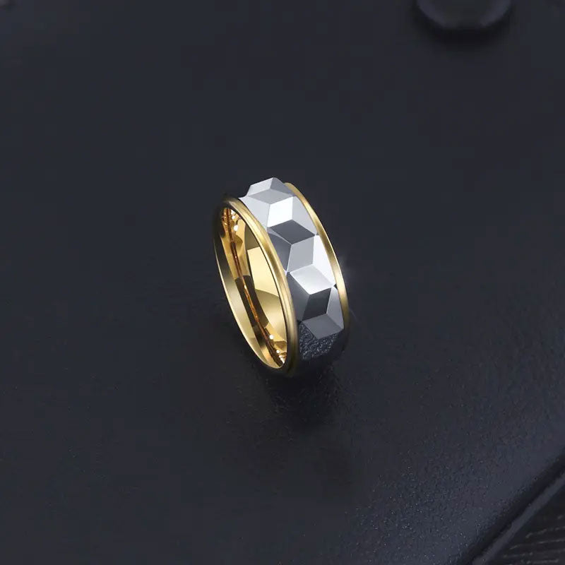 Folbom - Faceted Cut Ring