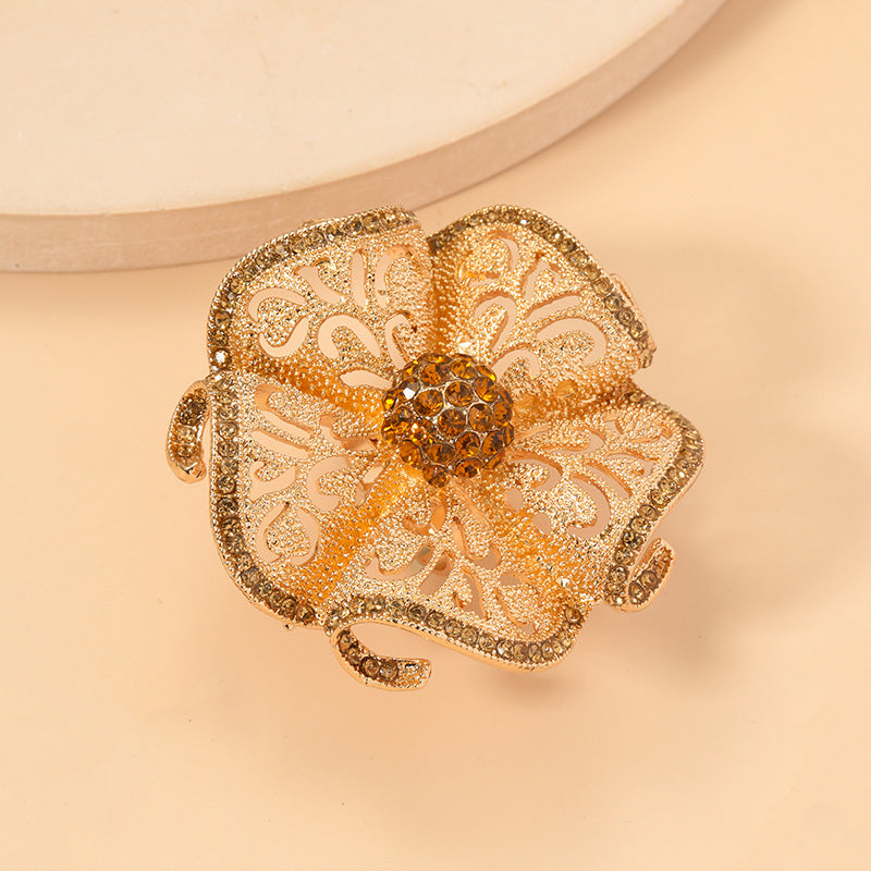 Vintage Hollow Diamond Flower Ring