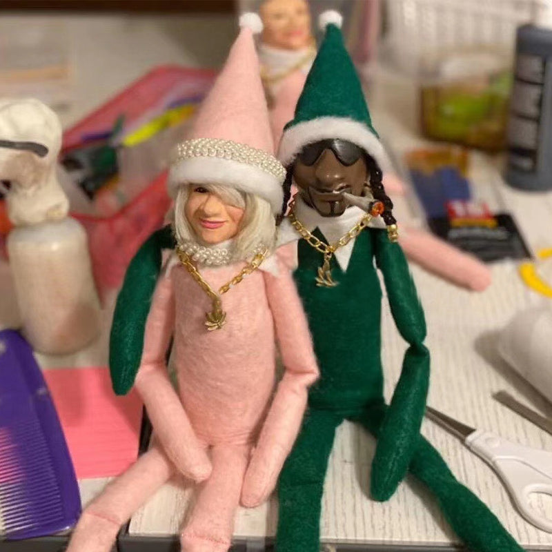 Snoop on a Stoop Christmas Elf Doll