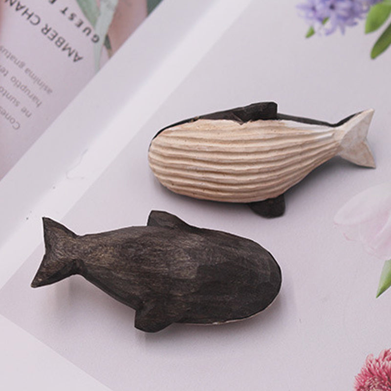 Small animal wood carving