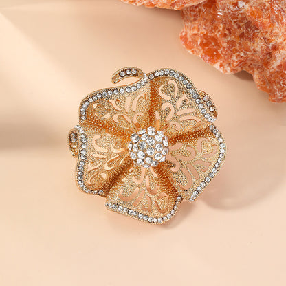 Vintage Hollow Diamond Flower Ring