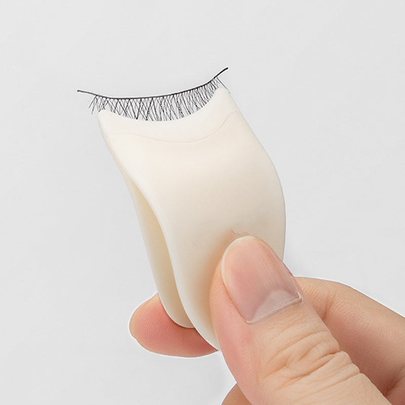 Tools For Applying False Eyelashes