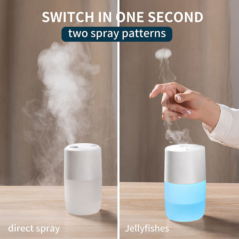 Small Humidifier Sprays Jellyfish-like Mist