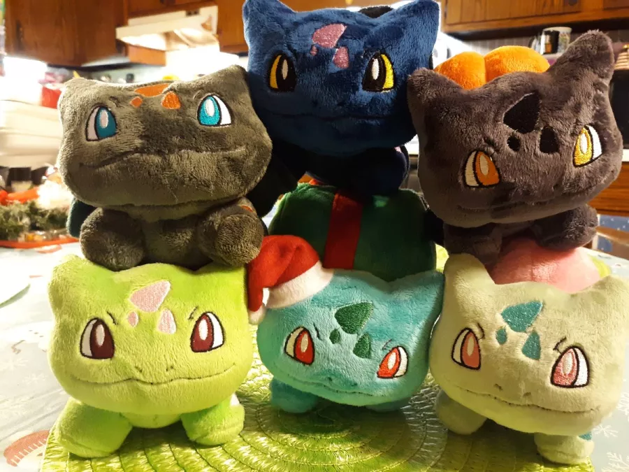 Seasonal Bulbasaur Plush Toys