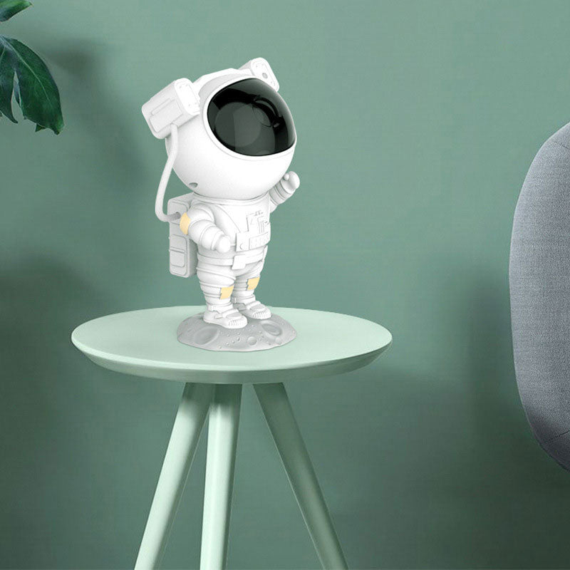 Astronaut Star Projection Lamp