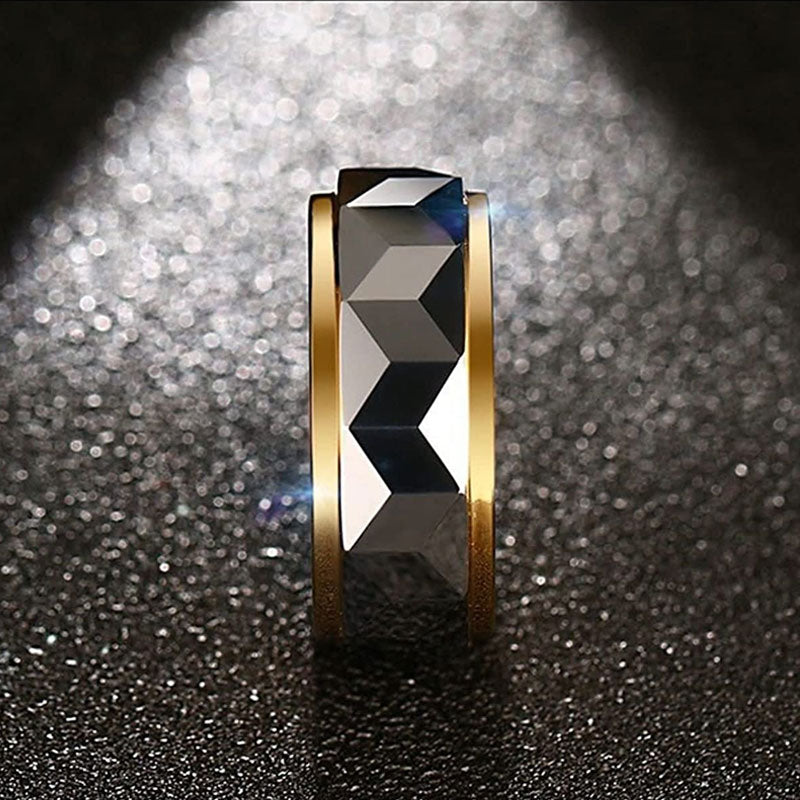 Folbom - Faceted Cut Ring