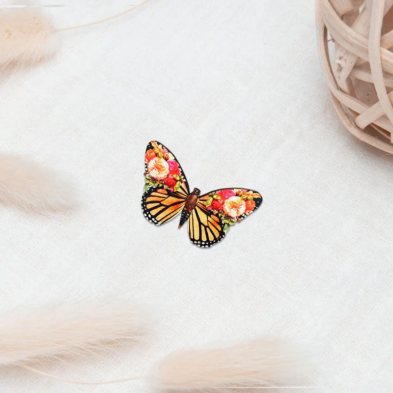 🦋Wooden Butterfly Brooch