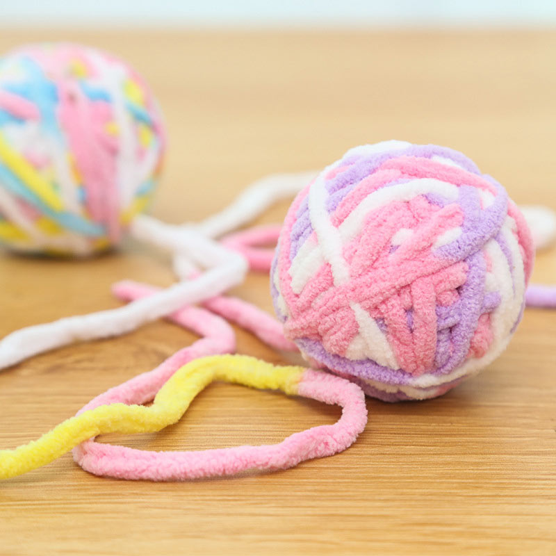 Pet Bell Color Yarn Ball