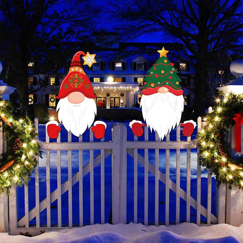 Christmas Fence Peeper Decoration