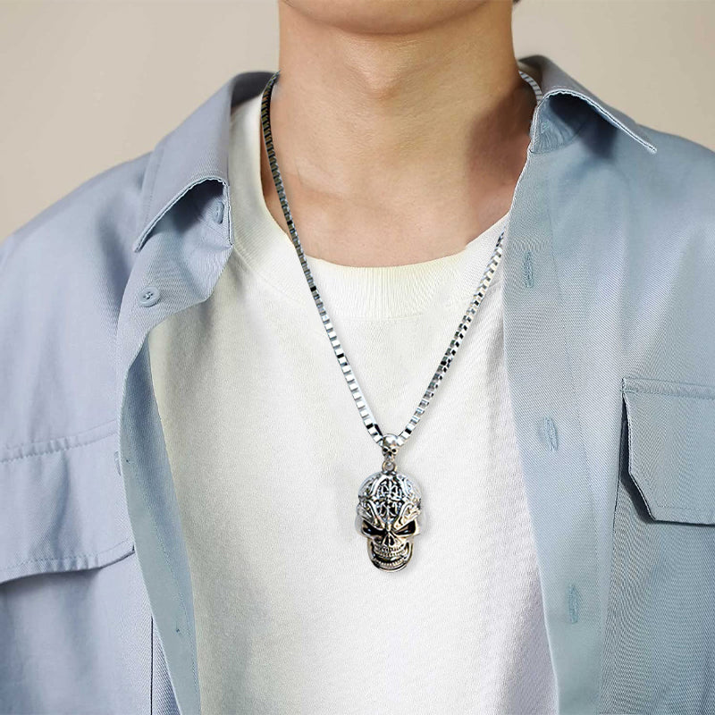 Folbom- Skull Pendant Necklace