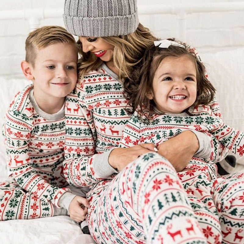 Print Family Matching Christmas Pajamas