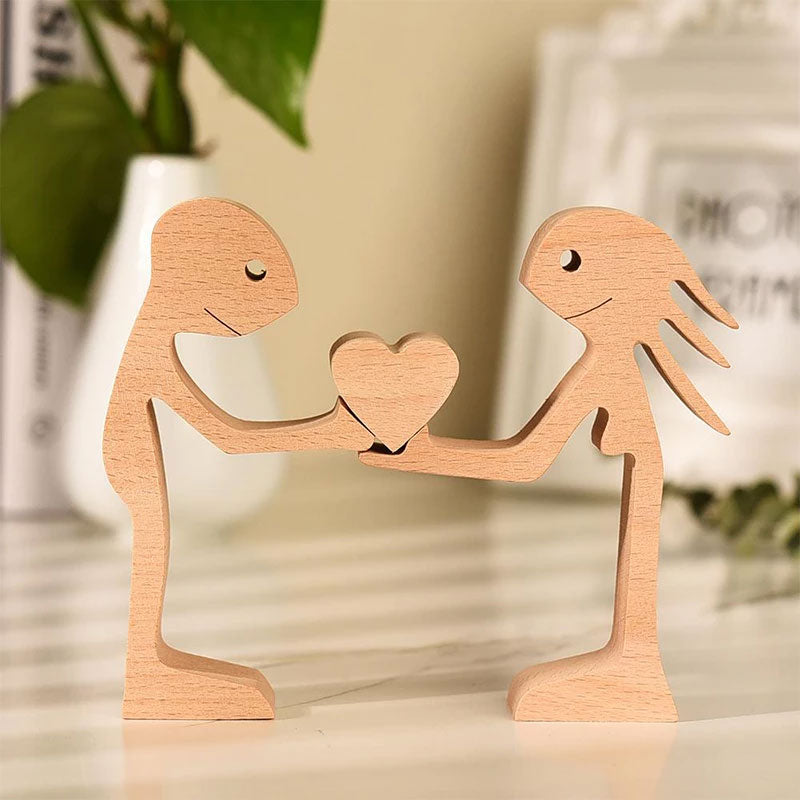 Wooden Sculpture Of Standing Men And Women💏