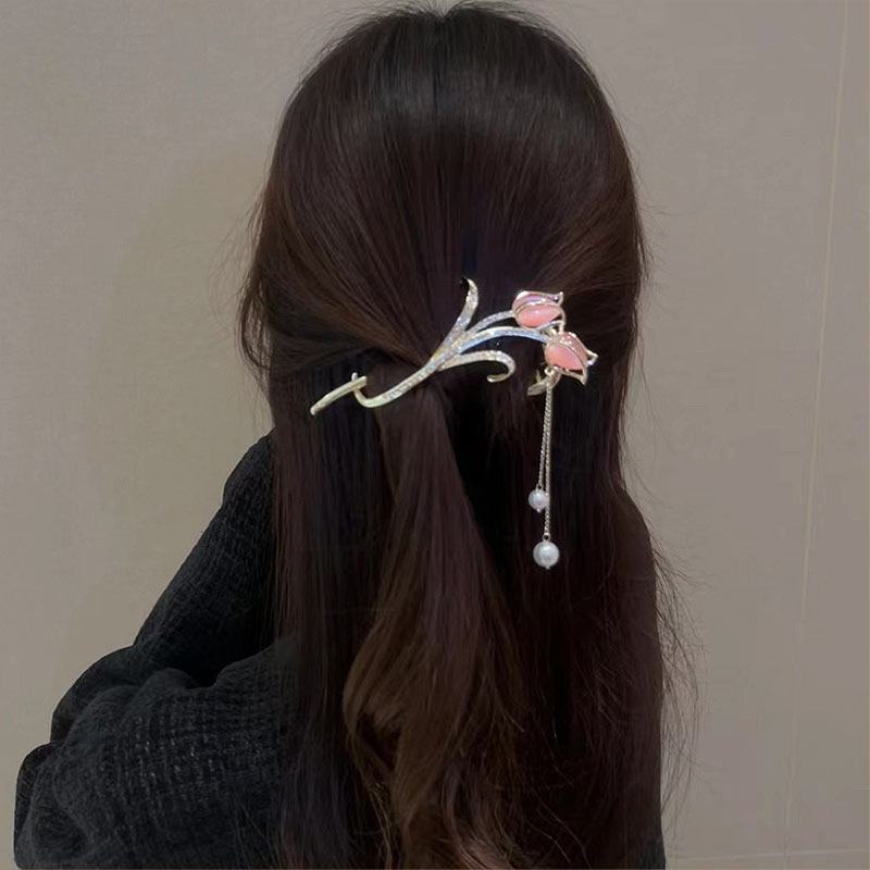 Tulip Tassel Clip