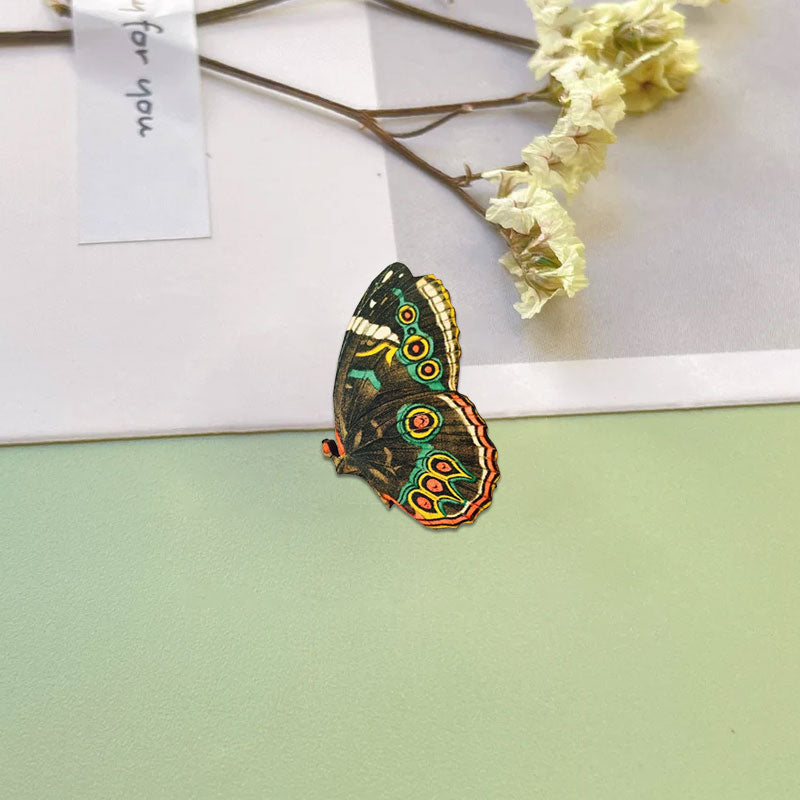 🦋Wooden Butterfly Brooch