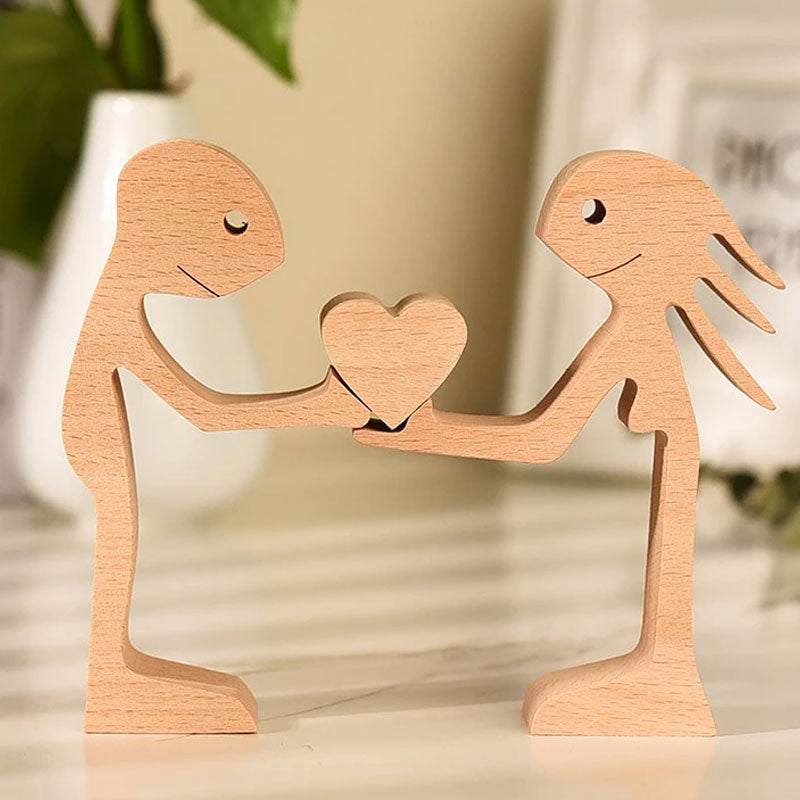 Wooden Sculpture Of Standing Men And Women💏