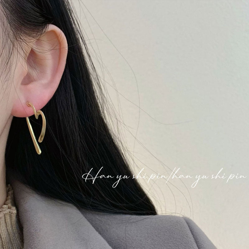 Love Ear Clip