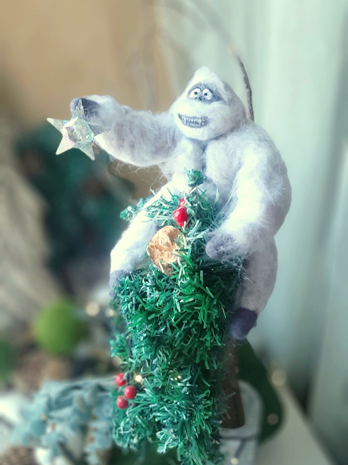 Christmas Tree Topper 🎄Abominable Snowman⛄