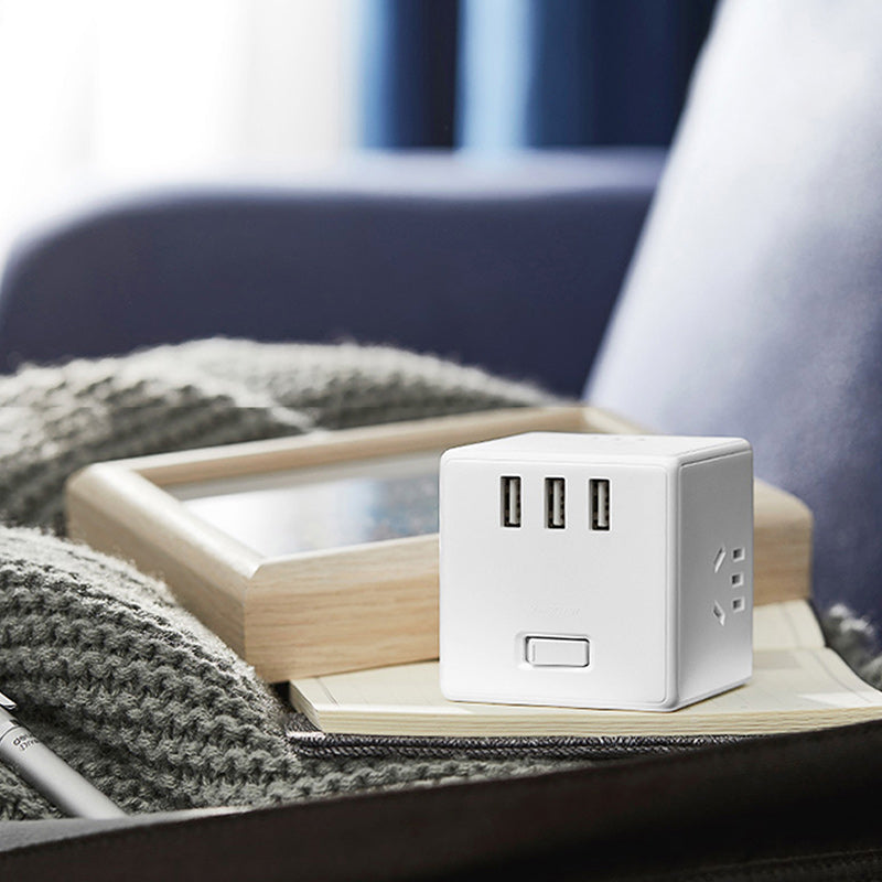 Portable Magic Cube Converter USB Travel Chargers Adapte