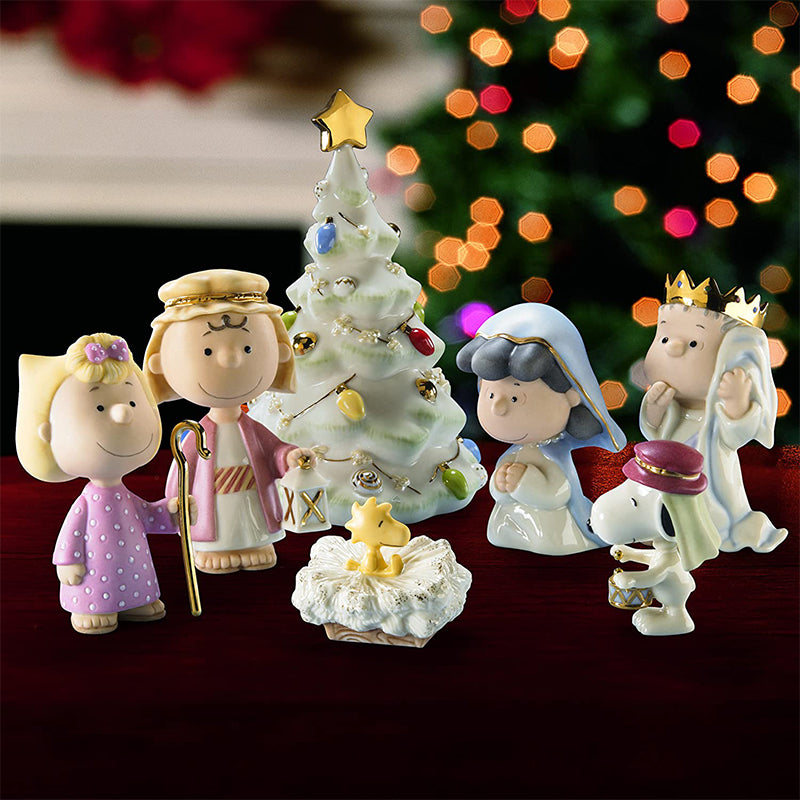 Set of 7 Christmas Pageant Figurines