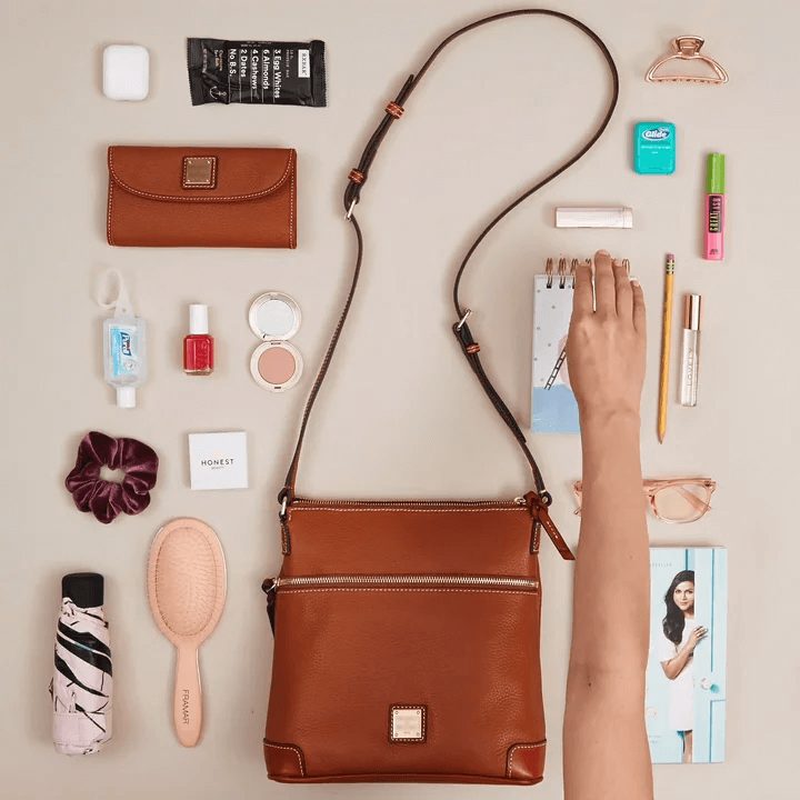 Cross Section Messenger Bag With Pebble Particles